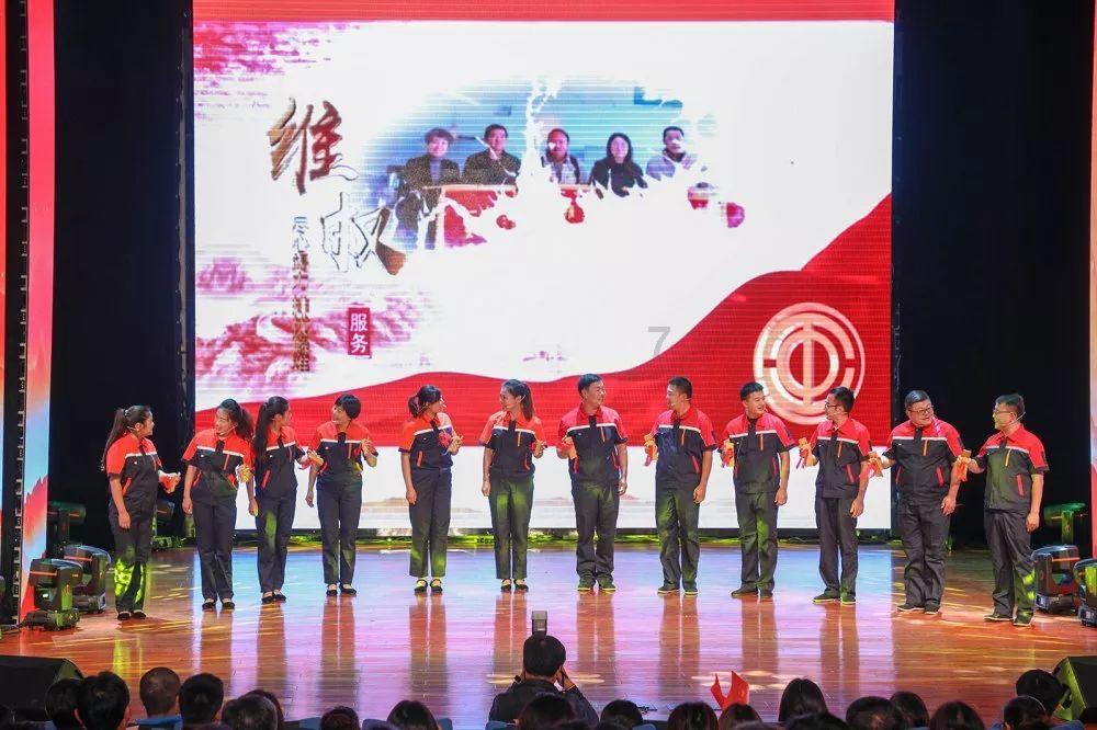 A股三大指数全线爆发“中字头”掀起涨停潮，两市超4700股上涨
