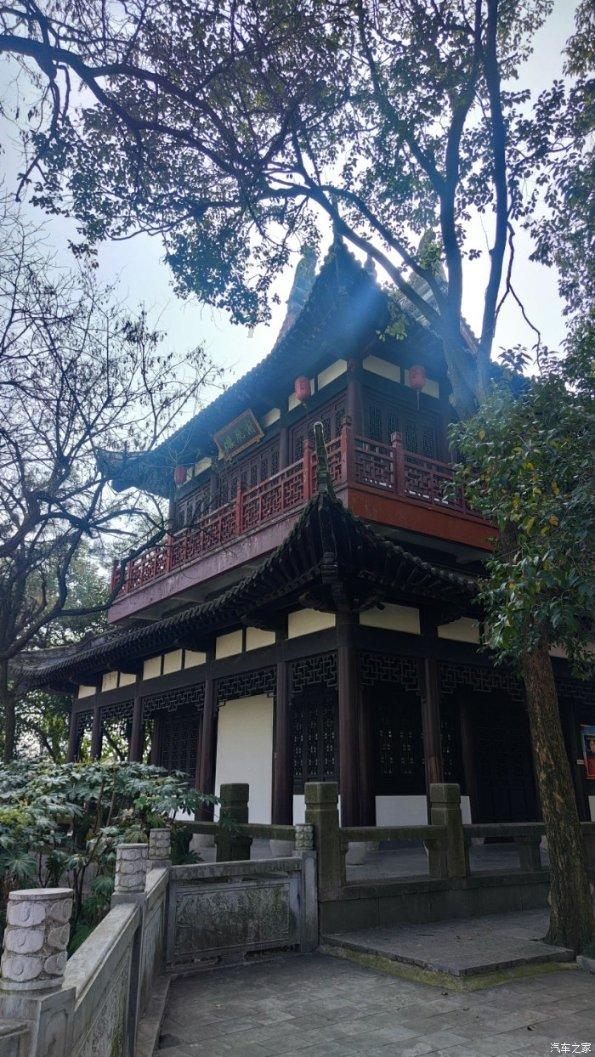 麦克斯：兄弟魔咒